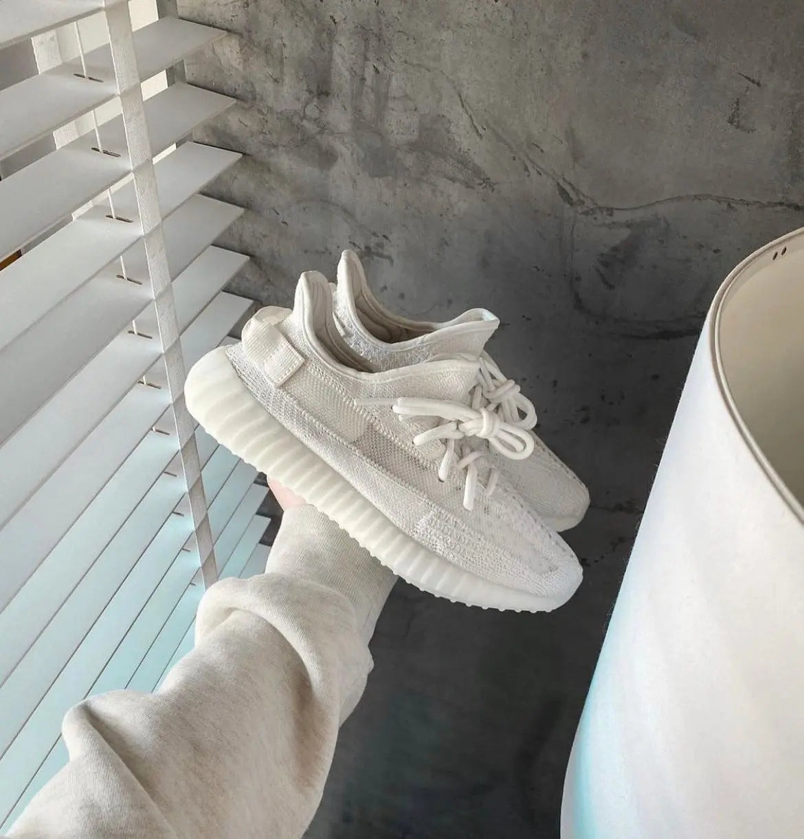 Adidas Yeezy Boost 350 V2 Bone  SA Sneakers