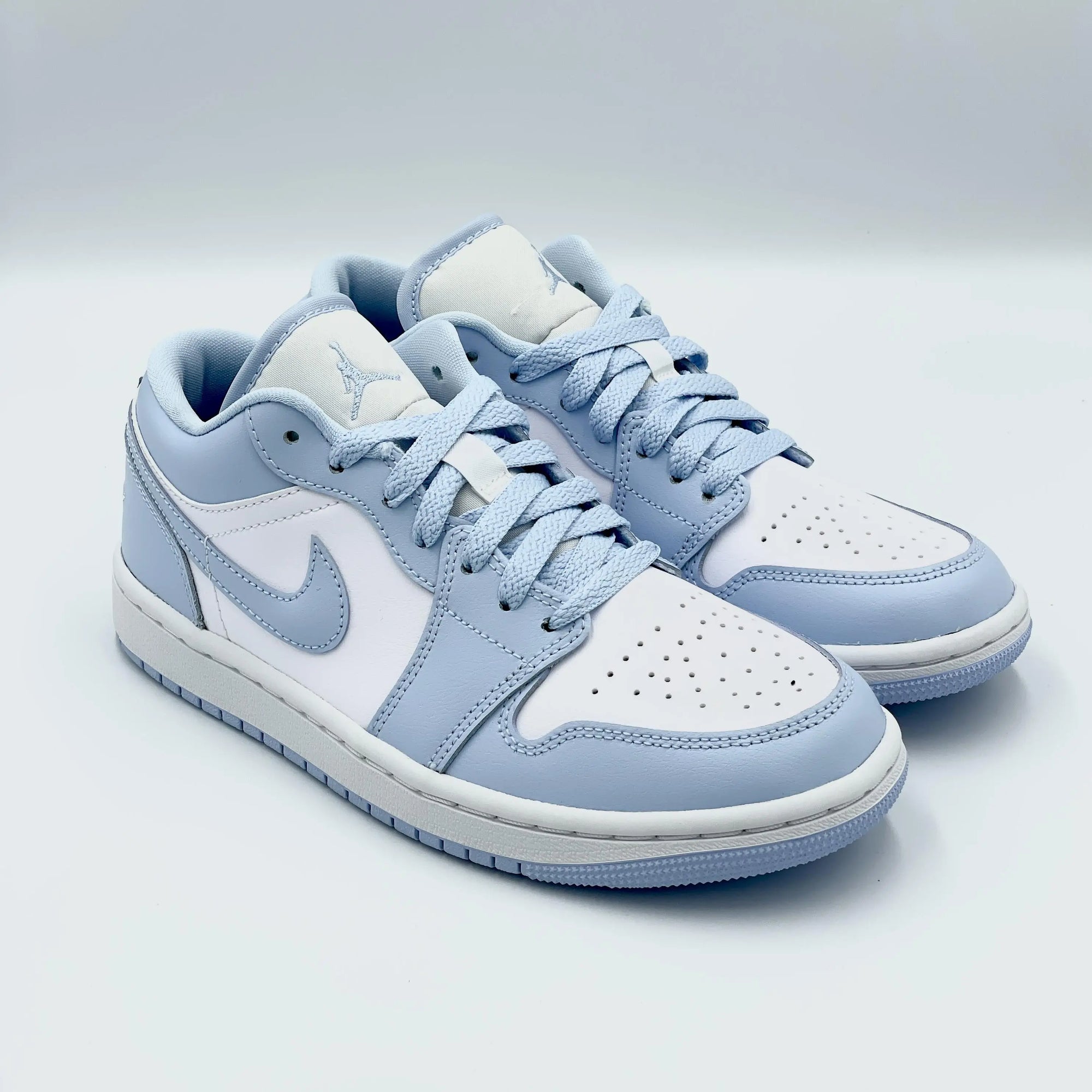 Jordan 1 Low Aluminum  SA Sneakers