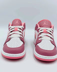 Jordan 1 Low Desert Berry (GS) SA Sneakers