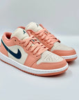 Jordan 1 Low Madder Root SA Sneakers