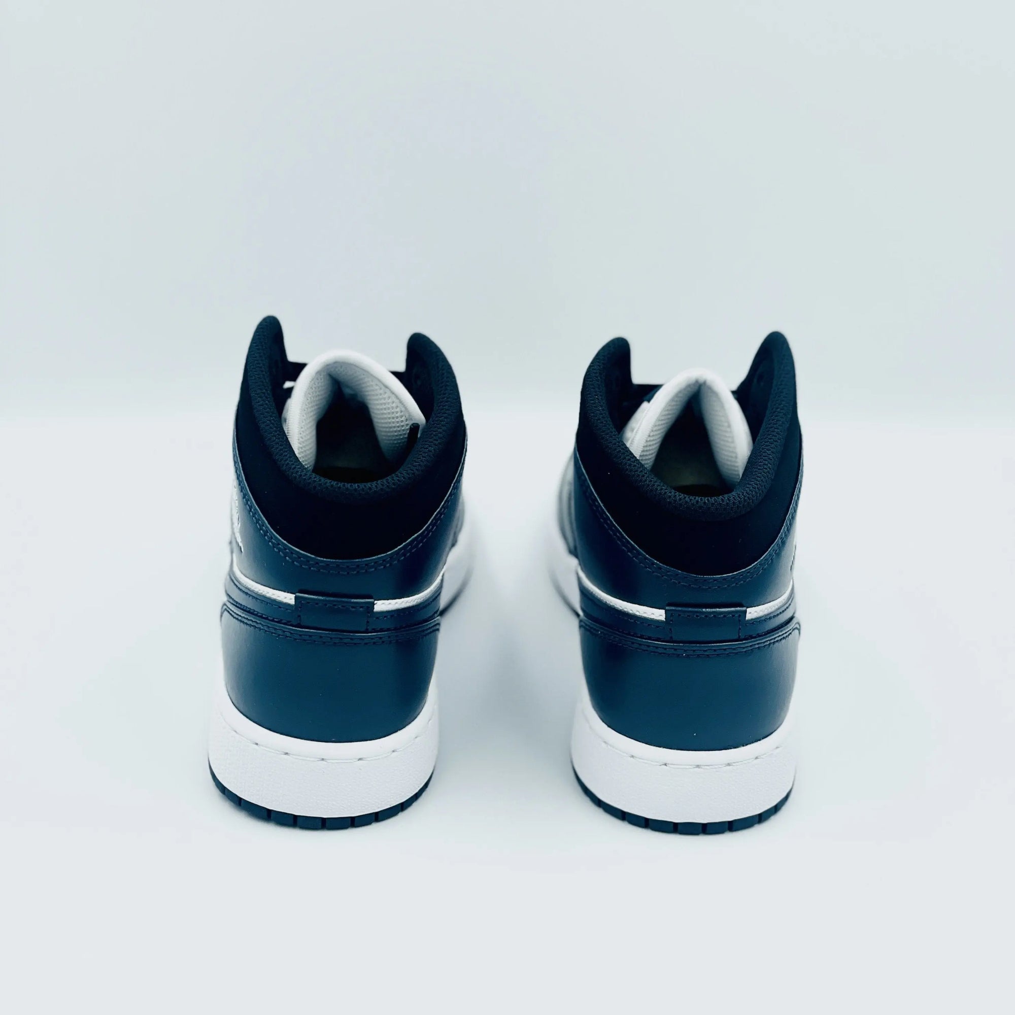 Jordan 1 Mid Armory Navy (GS)  SA Sneakers