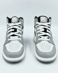 Jordan 1 Mid Light Smoke Grey SA Sneakers