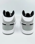 Jordan 1 Mid Light Smoke Grey SA Sneakers