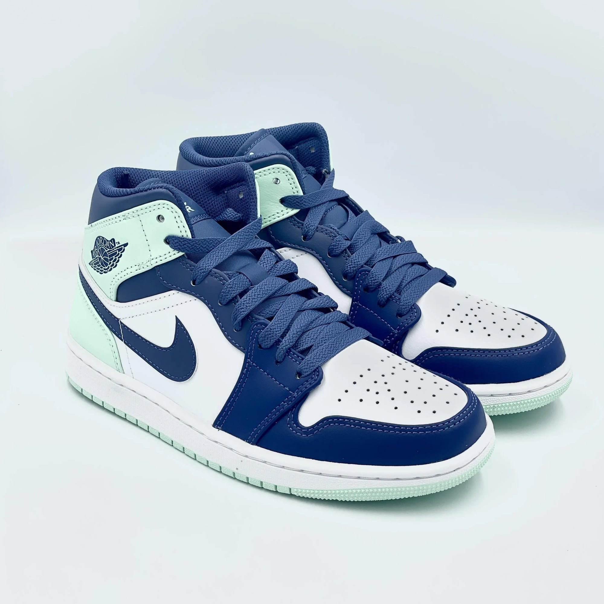 Jordan 1 Mid Mystic Navy Mint Foam  SA Sneakers