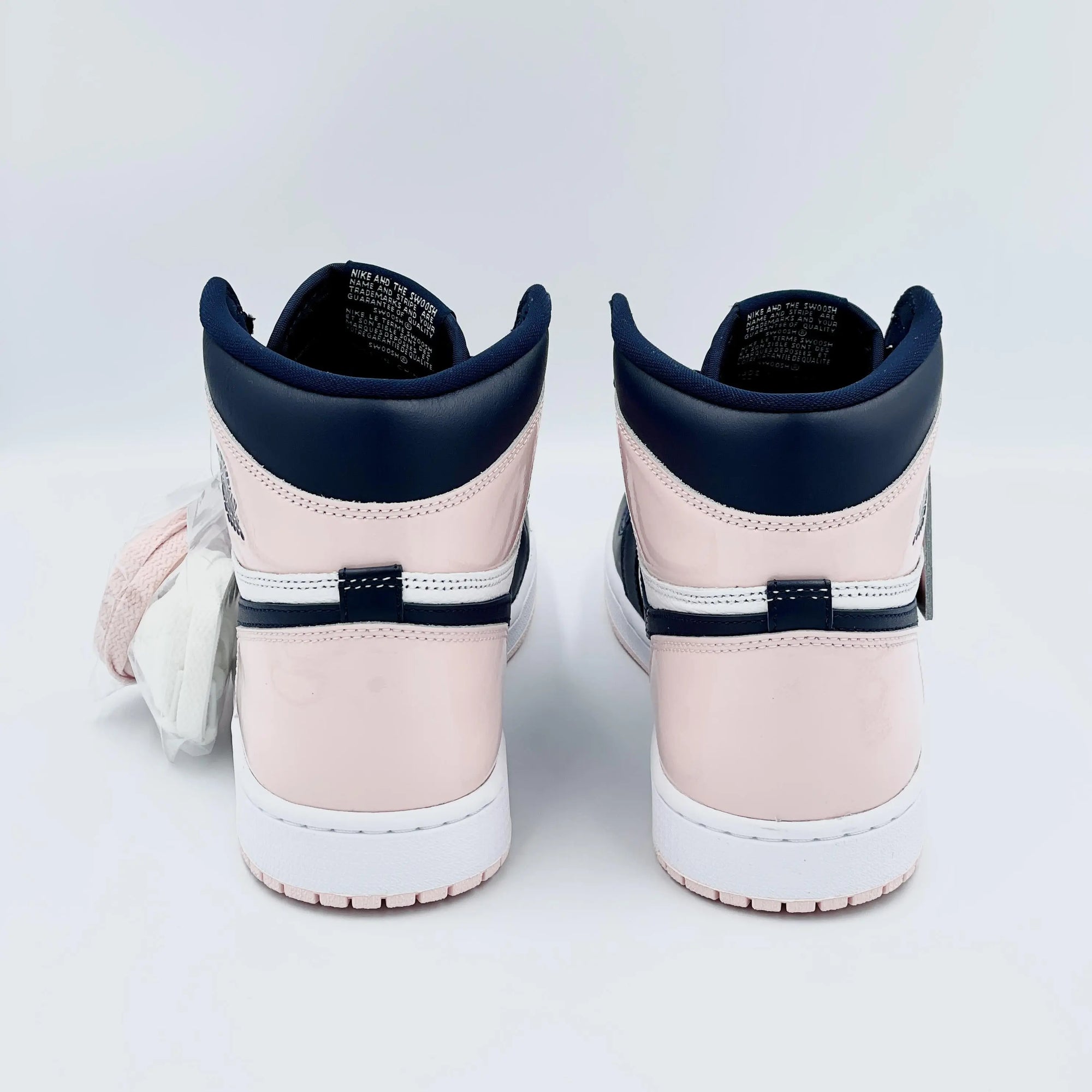 Jordan 1 Retro High Atmosphere (W)  SA Sneakers