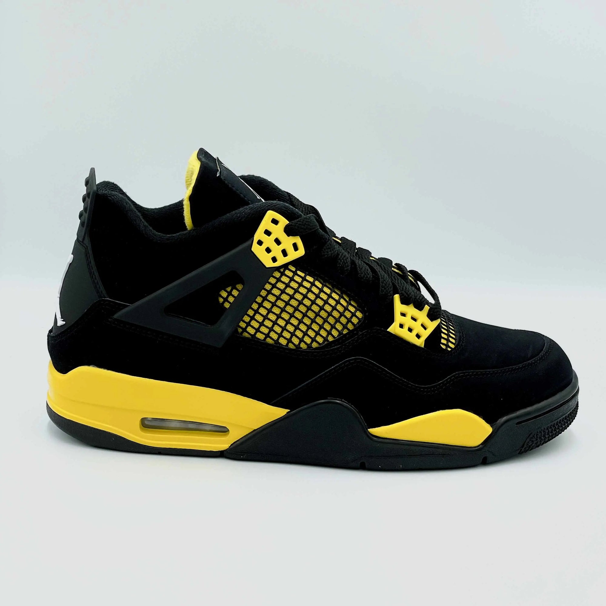 Jordan 4 Retro Thunder (2023)  SA Sneakers