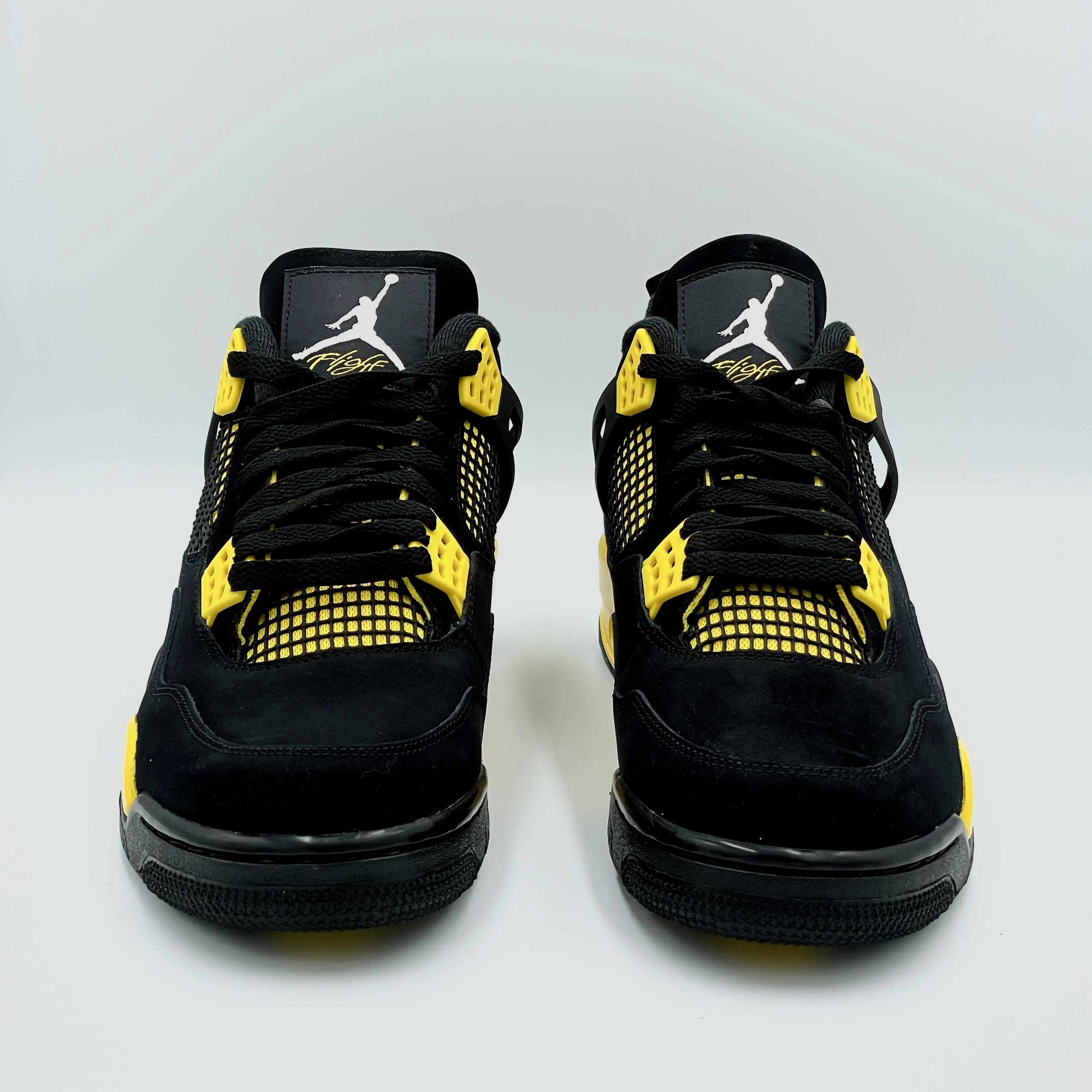 Jordan 4 Retro Thunder (2023)  SA Sneakers