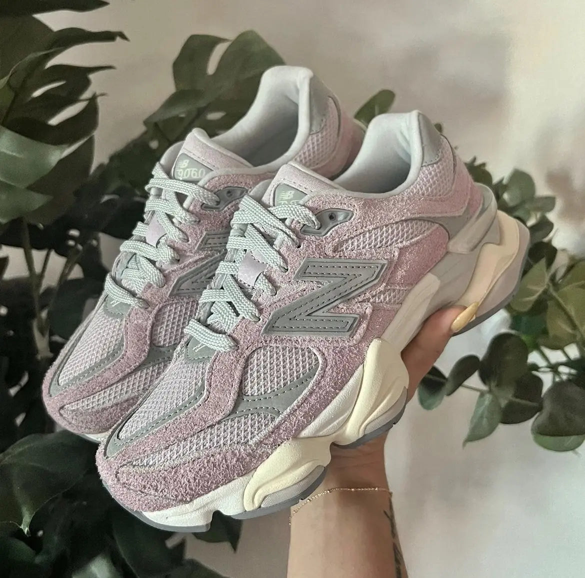 New Balance 9060 December Sky - SA Sneakers