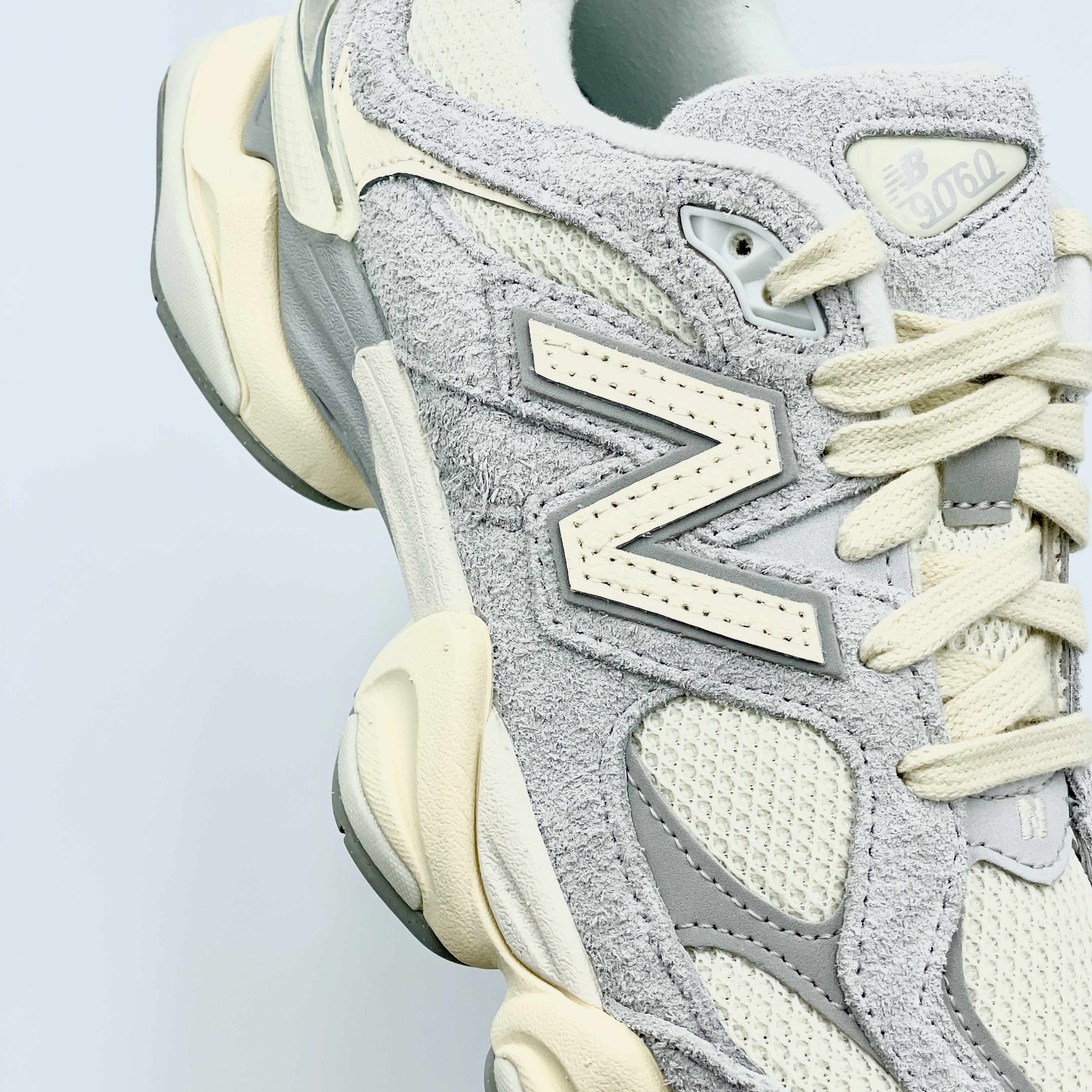 New Balance 9060 Quartz Grey  SA Sneakers