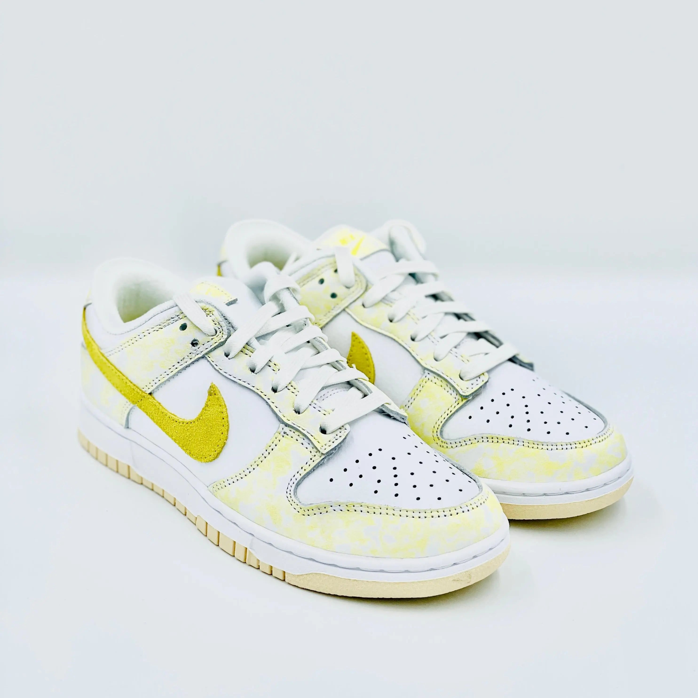 yellow strike dunks