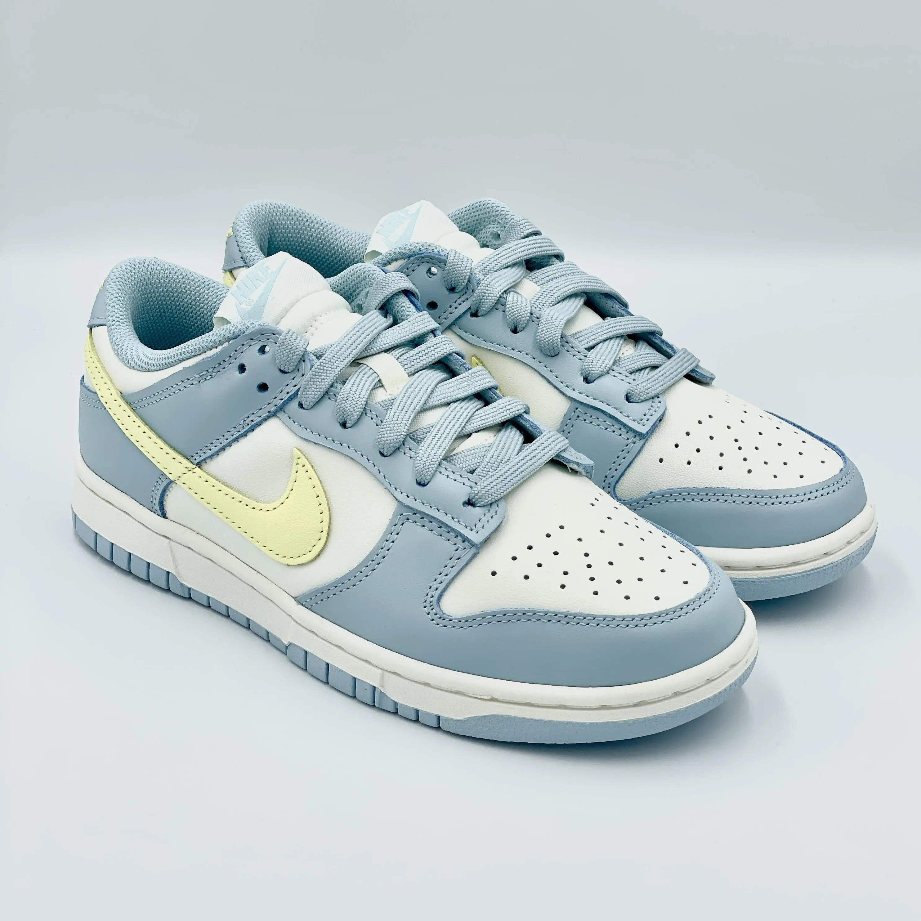 Nike Dunk Low Ocean Bliss Citron スニーカー Nike Dunk Low Ocean Bliss Citron Tint Sail DD1503-123 size