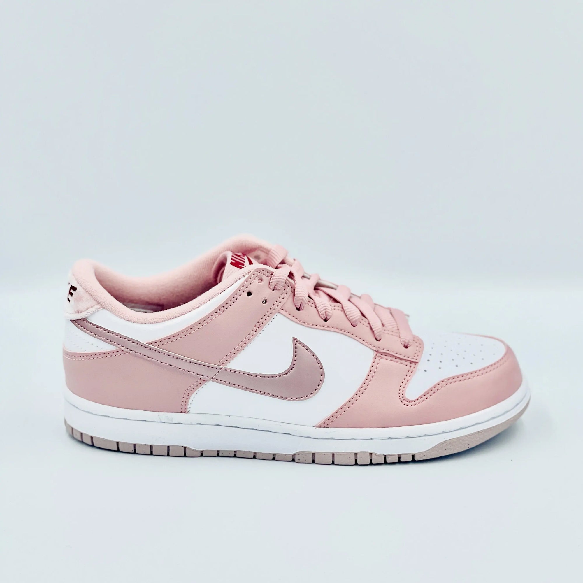 Nike Dunk Low Pink Velvet  SA Sneakers