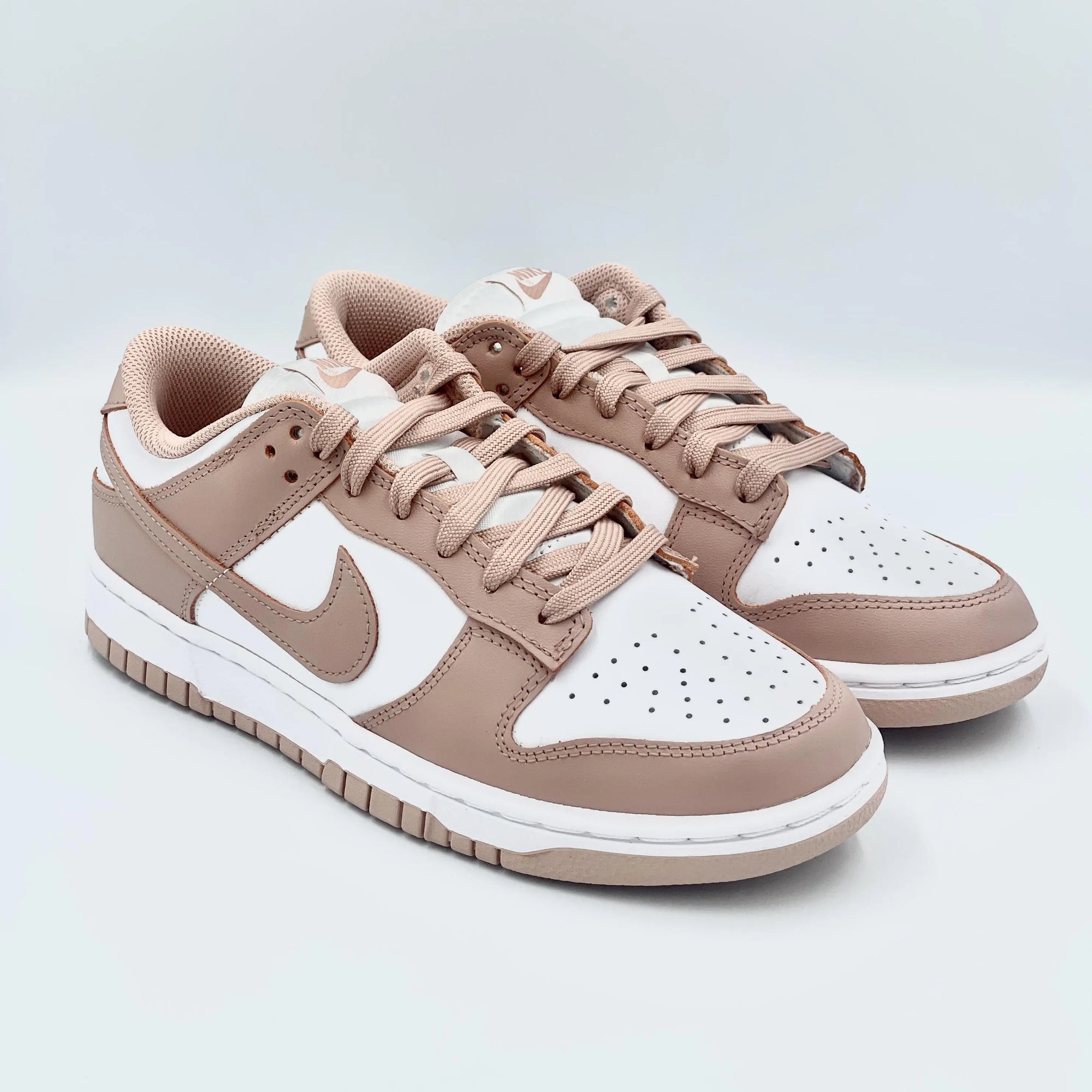 Nike Dunk Low Rose Whisper  SA Sneakers