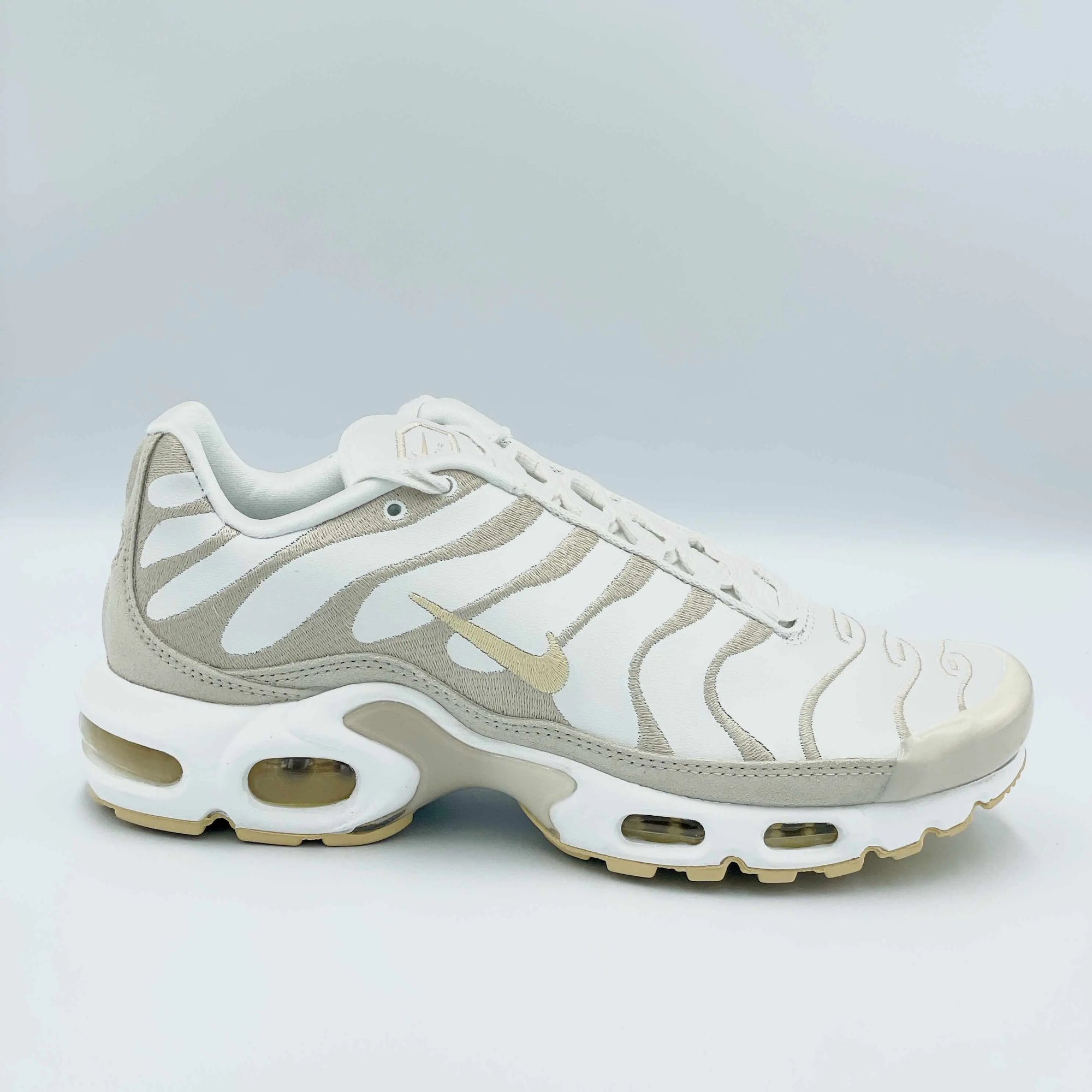 Nike TN Air Max Plus Premium Sanddrift  SA Sneakers