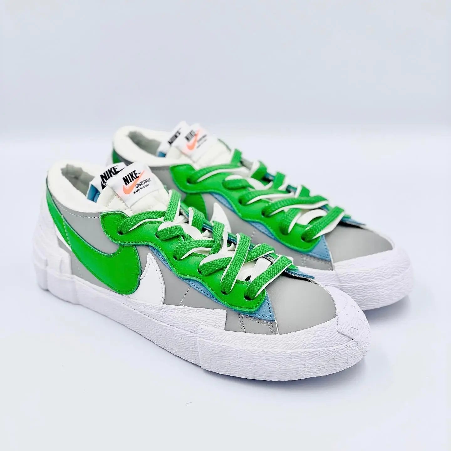 Nike Blazer Low Sacai Medium Grey Classic Green - Main Image