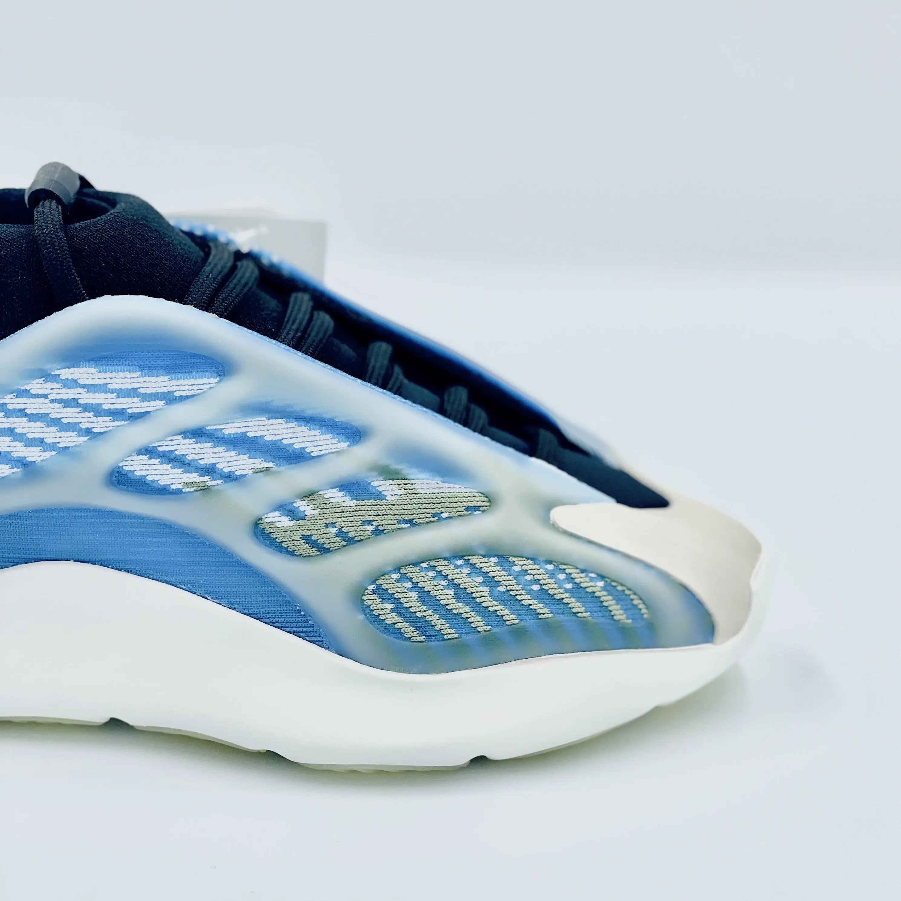 Yeezy 700 V3 White Blue Yeezy X Adidas Blue/White Mesh And Rubber