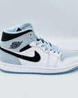 nike air jordan 1 mid ice blue