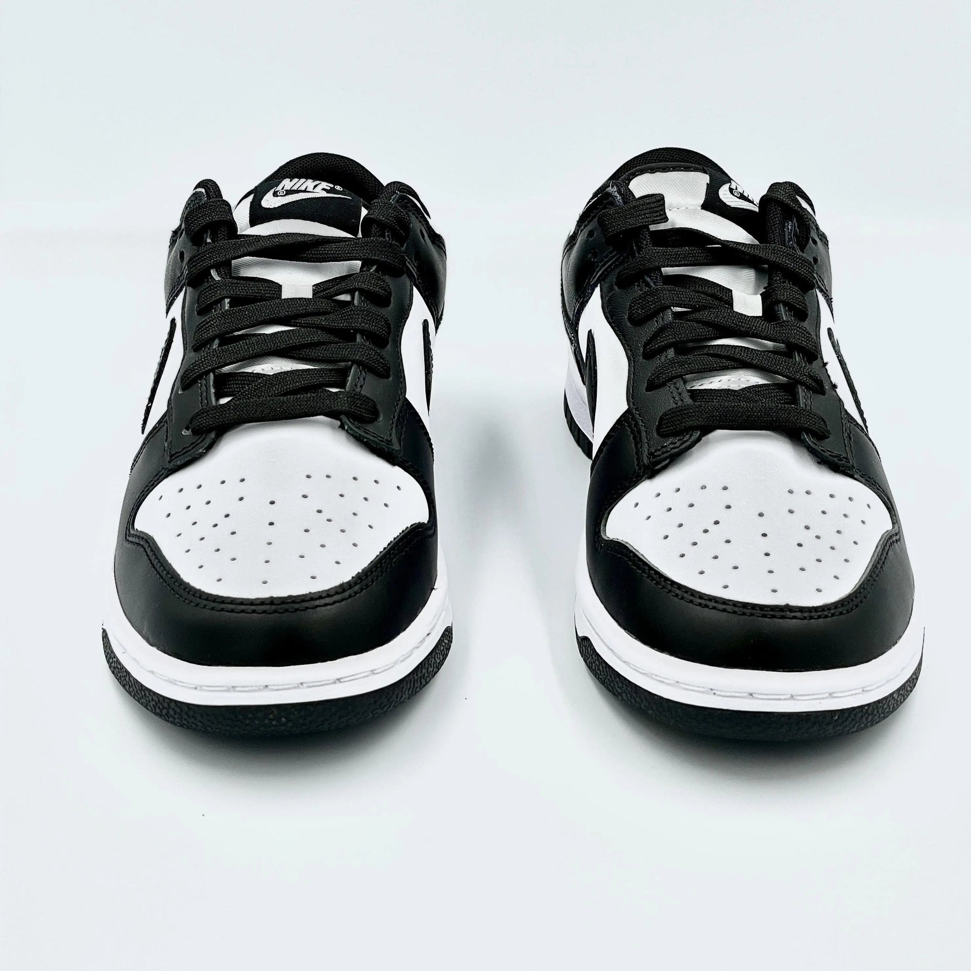 Nike Dunk Panda Switzerland