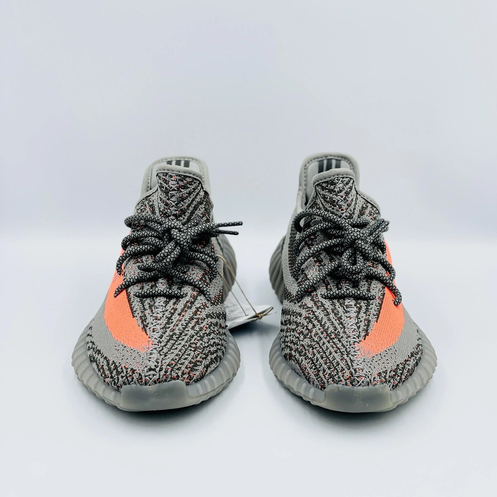 Adidas Yeezy 350 V2 Beluga Reflective here at SA Sneakers Switzerland