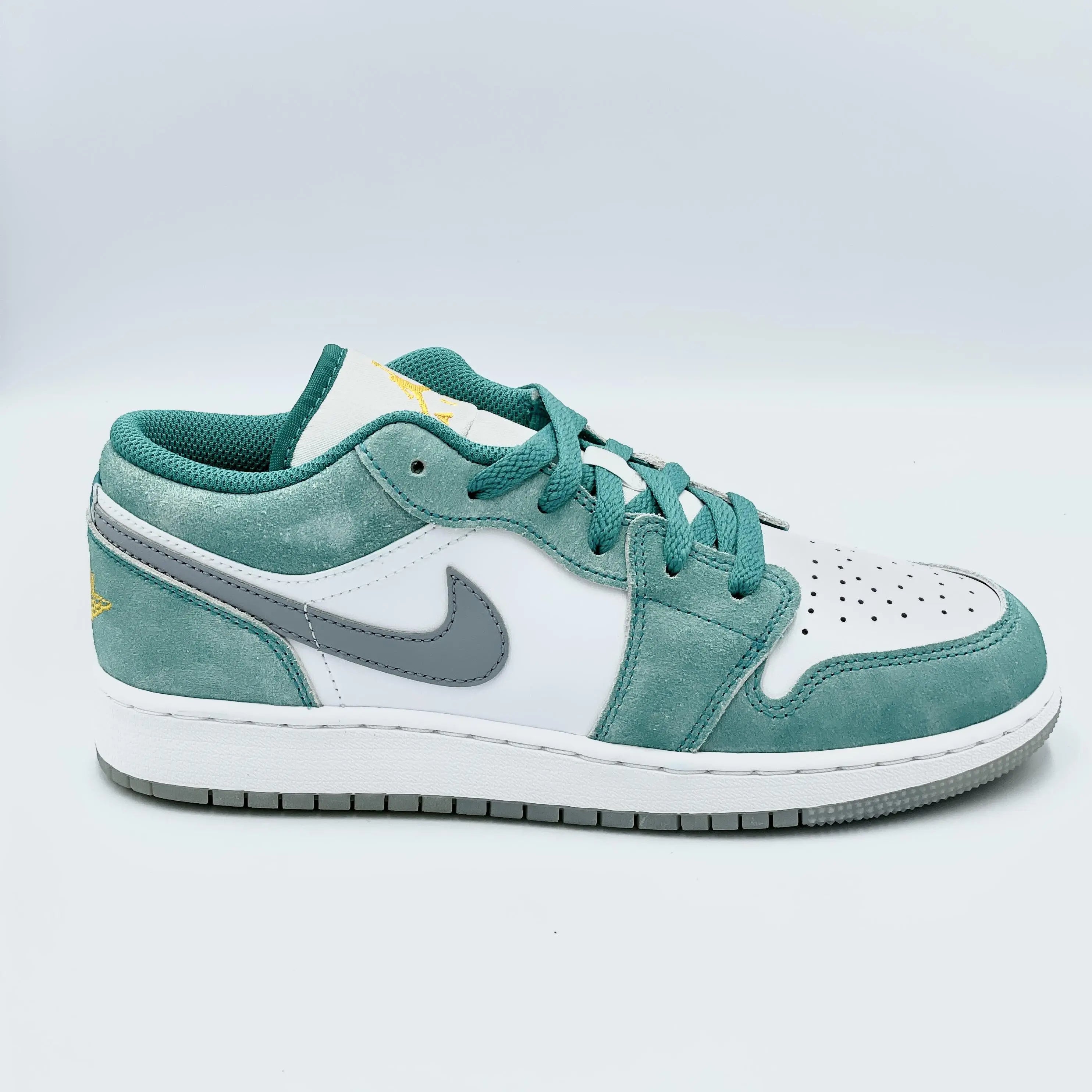 Nike Air Jordan 1 Low SE New Emerald - SA Sneakers