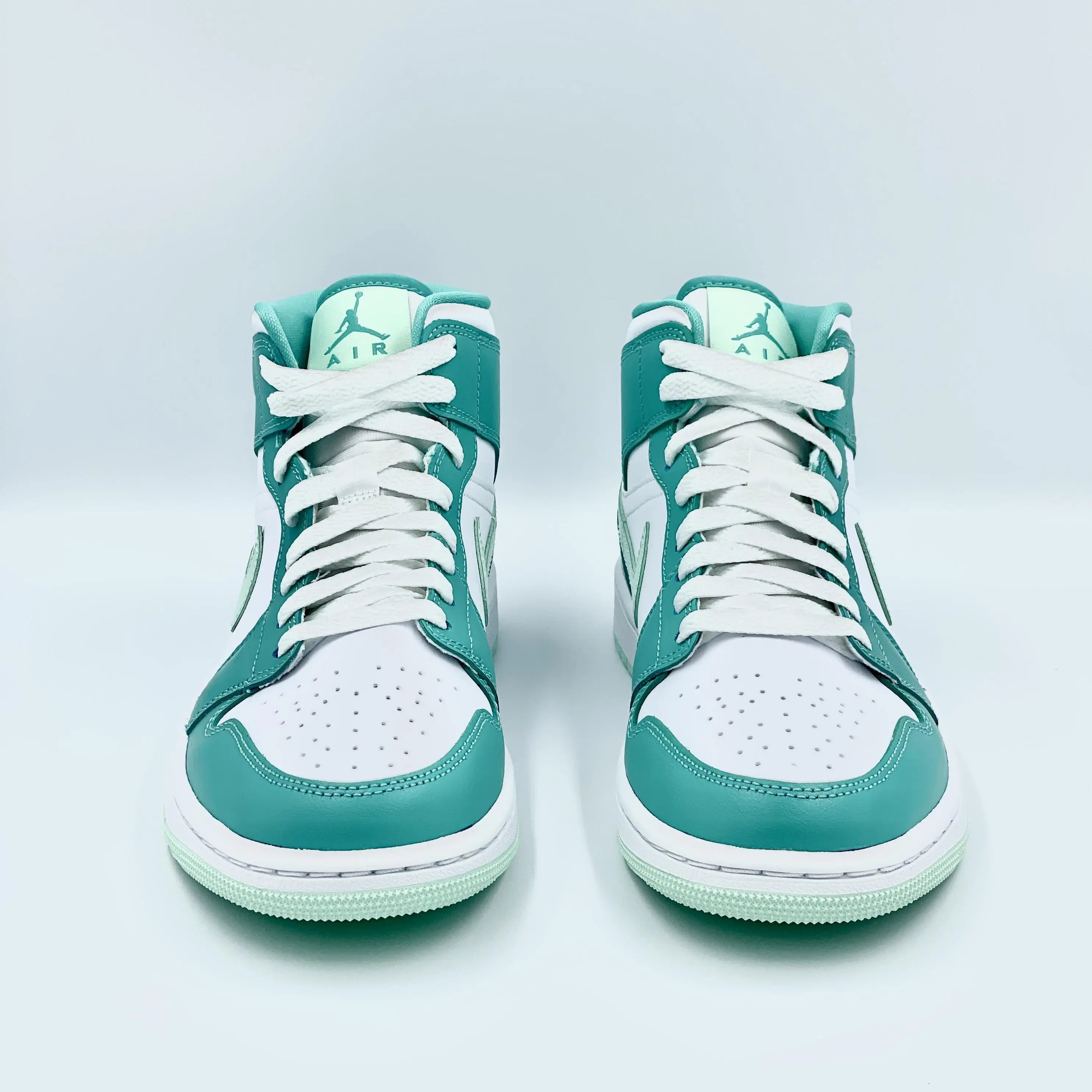 Jordan 1 Mid GS Washed shops Teal Size 5Y