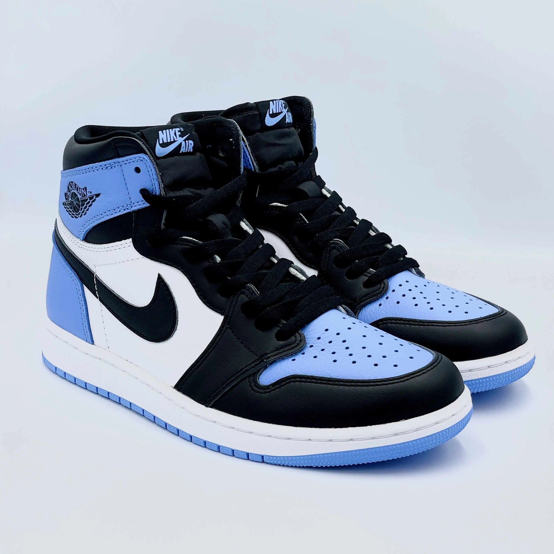 Nike Air Jordan Retro High OG UNC Toe SA Sneakers