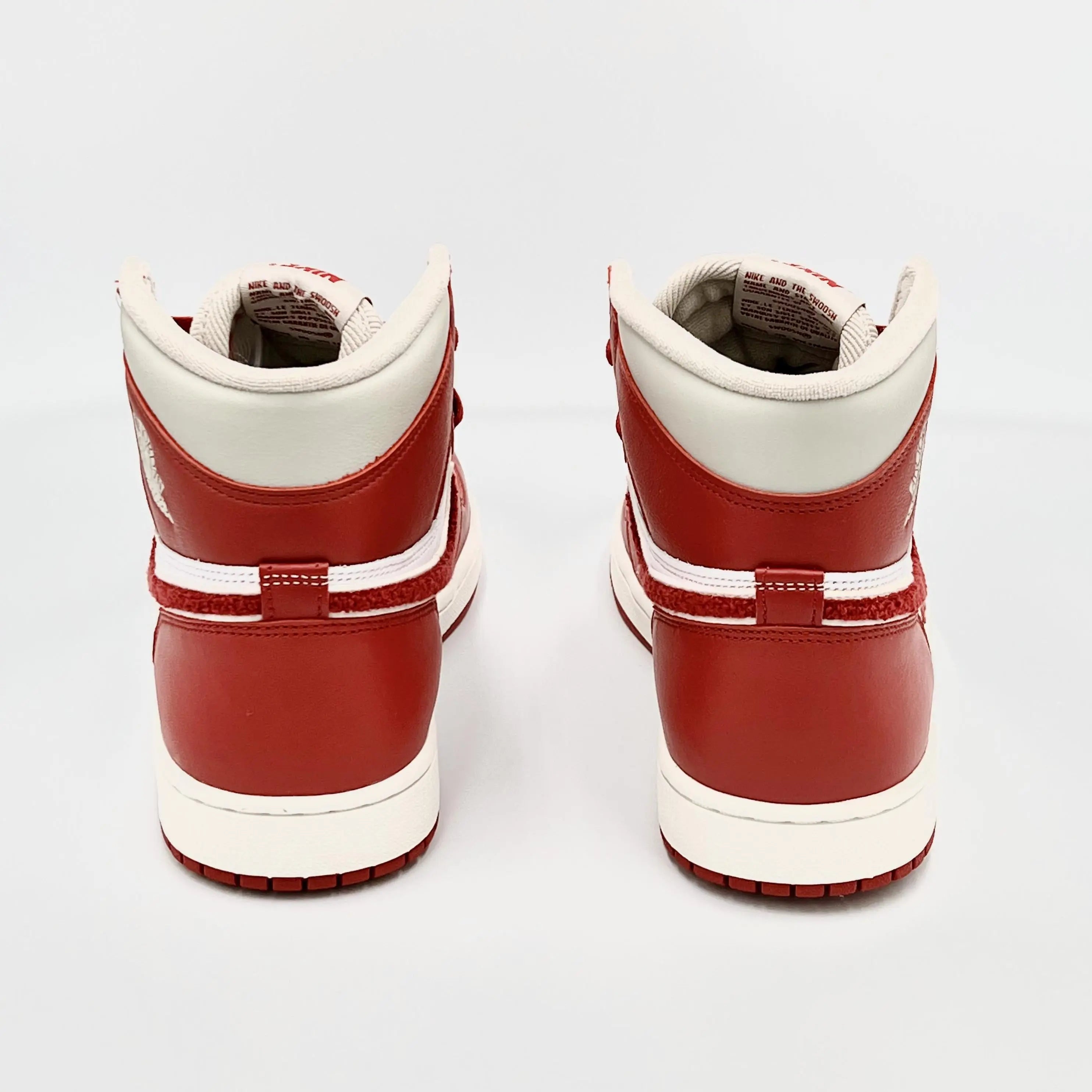 Nike Air Jordan 1 Retro High OG Varsity Red (W) - SA Sneakers Nike Air Jordan 1 Retro High OG Varsity Red (W) - SA Sneakers