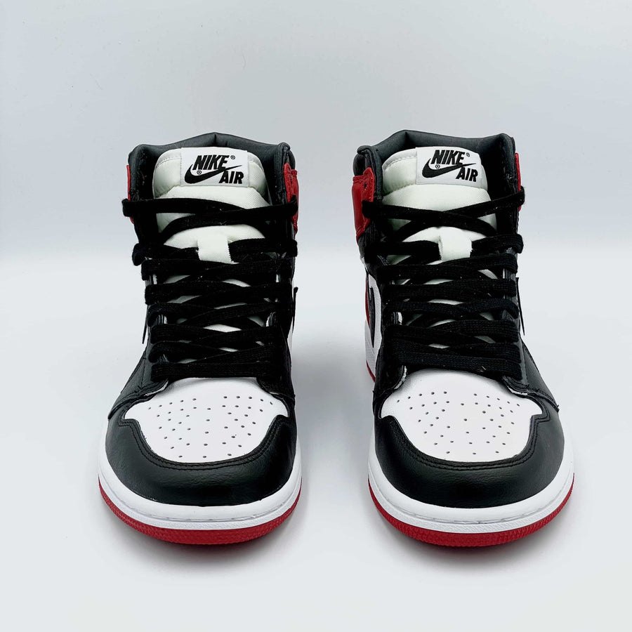 Jordan 1 Retro High Satin Black Toe  SA Sneakers