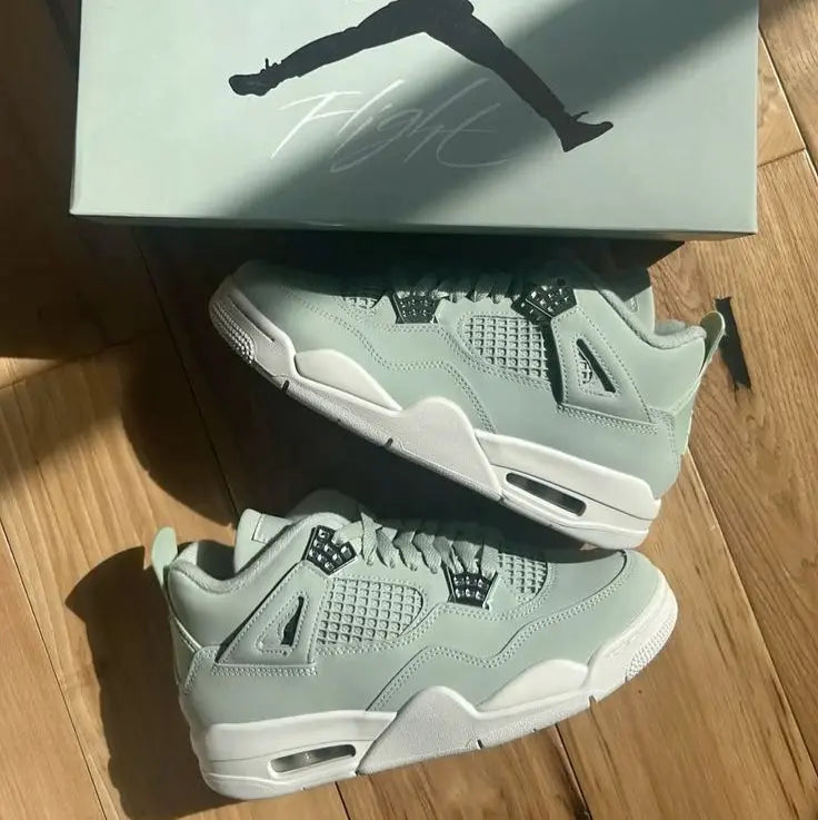 Jordan 4 Retro Seafoam Sail  SA Sneakers