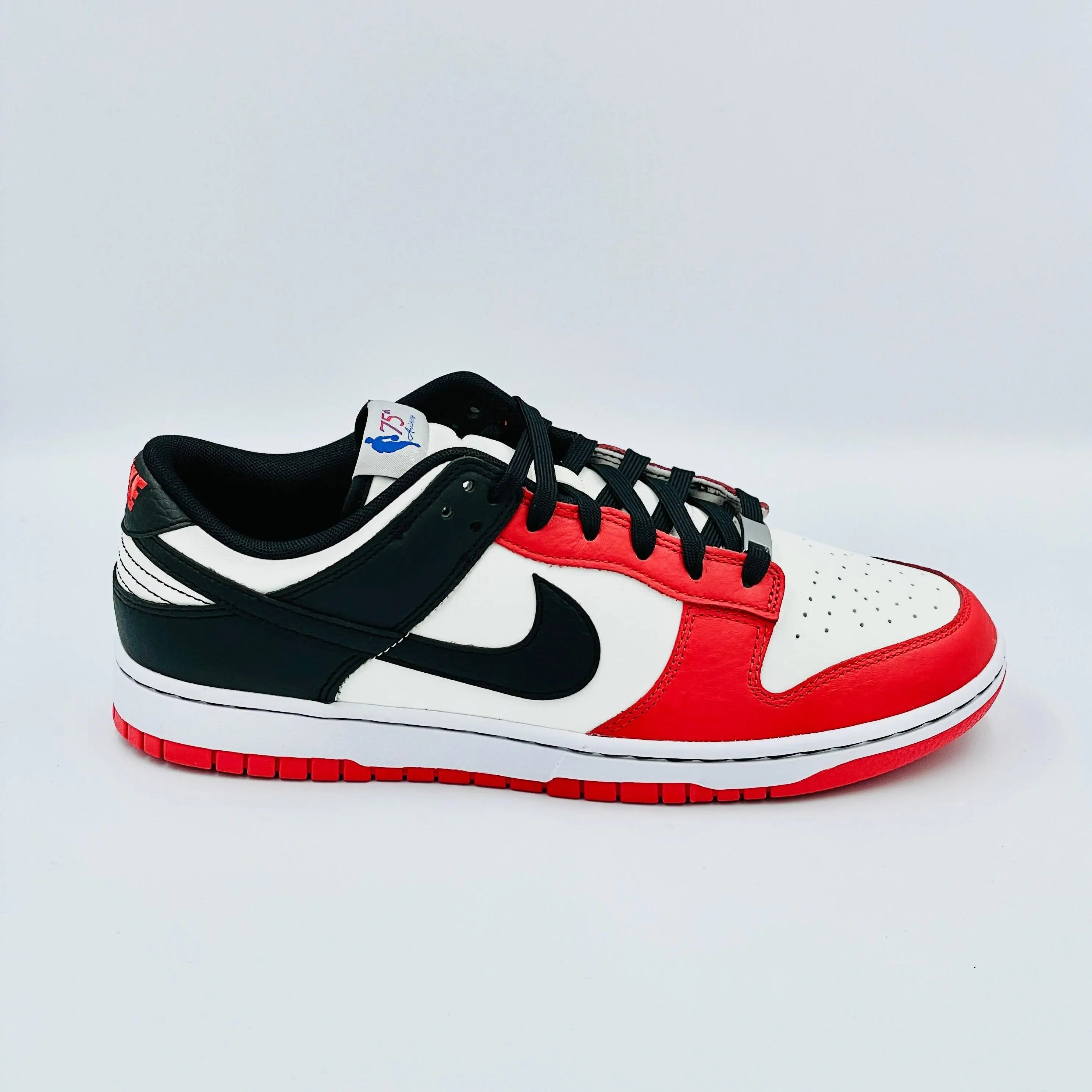 nike dunk chicago emb