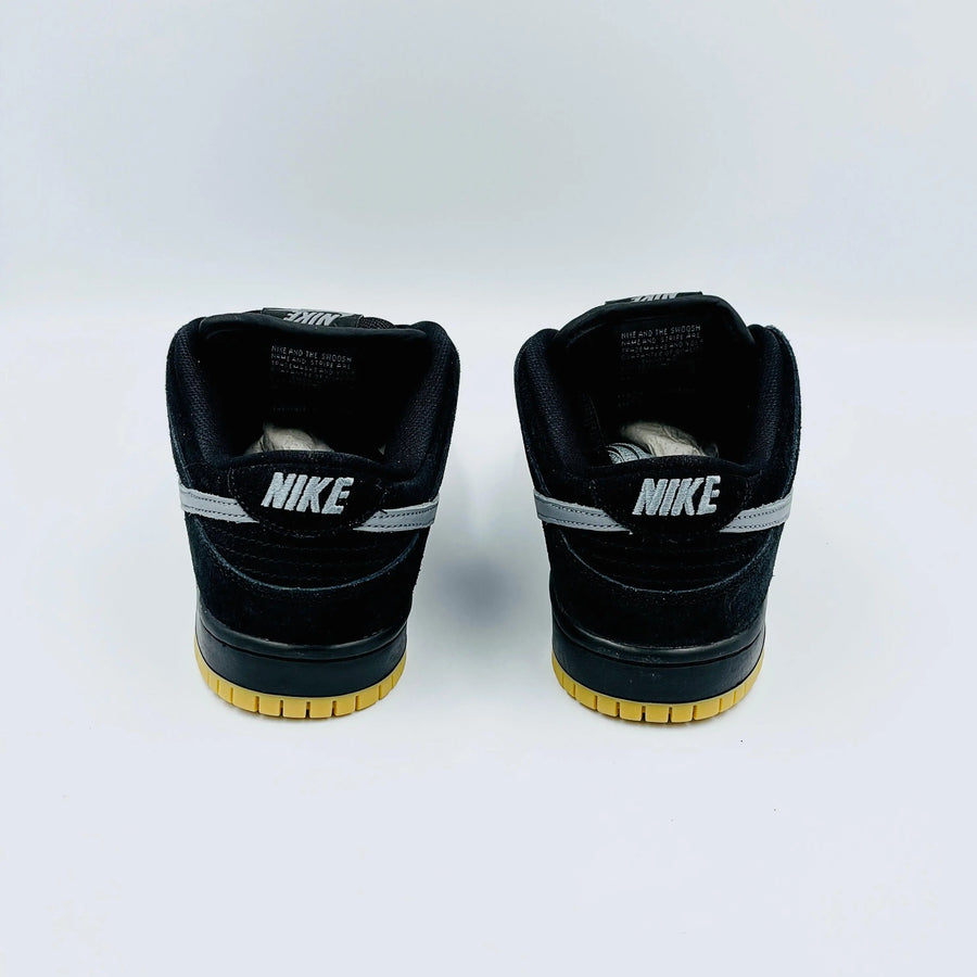 Nike SB Dunk Low Fog  SA Sneakers