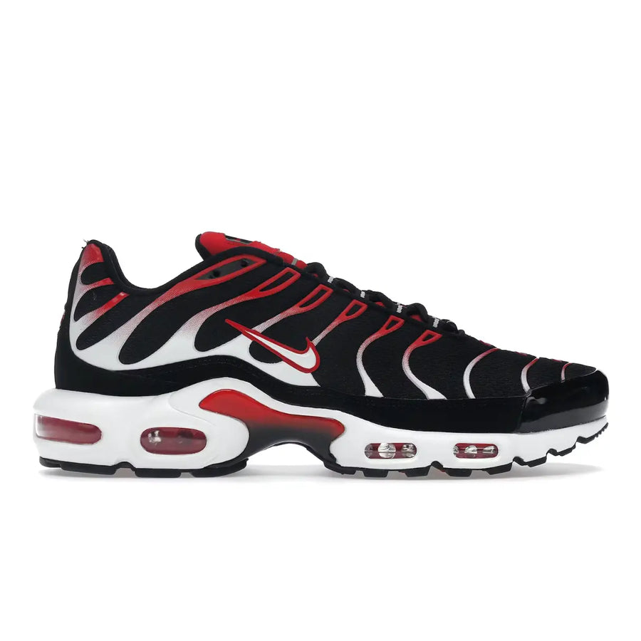 Red and white hot sale nike tn