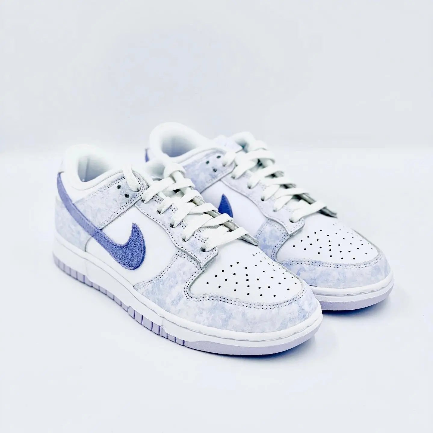 Shop the WMNS Nike Dunk Low &#39;Purple Pulse&#39; and discover the latest and hottest shoes from Air Jordan, Nike, Yeezy and more at SA Sneakers, your 